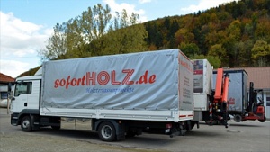 Anlieferung der Terrasse mit eigenem LKW